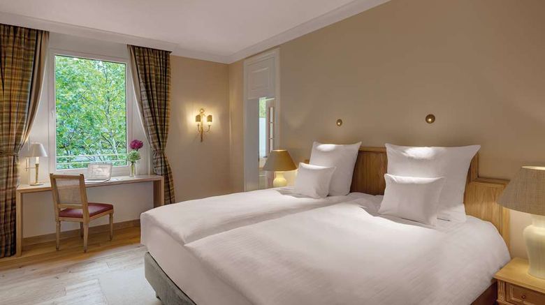 <b>Hotel Excelsior Room</b>. Images powered by <a href="https://iceportal.shijigroup.com/" title="IcePortal" target="_blank">IcePortal</a>.