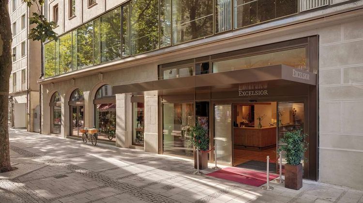 Hotel Excelsior Exterior