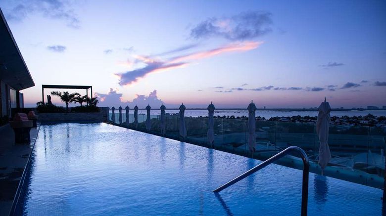 <b>Canopy by Hilton Cancun La Isla Pool</b>. Images powered by <a href="https://iceportal.shijigroup.com/" title="IcePortal" target="_blank">IcePortal</a>.