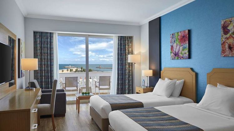 Steigenberger Hotel El Lessan Room