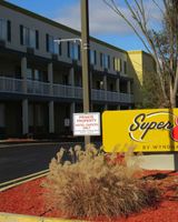Super 8 by Wyndham New Cumberland