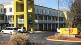 Super 8 by Wyndham New Cumberland Exterior