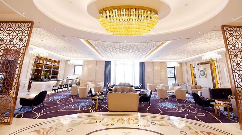 <b>Ramada Plaza by Wyndham Wenzhou Lobby</b>. Images powered by <a href="https://iceportal.shijigroup.com/" title="IcePortal" target="_blank">IcePortal</a>.