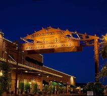 Napa River Inn Exterior