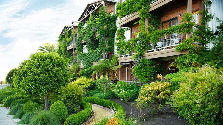 Napa River Inn Exterior