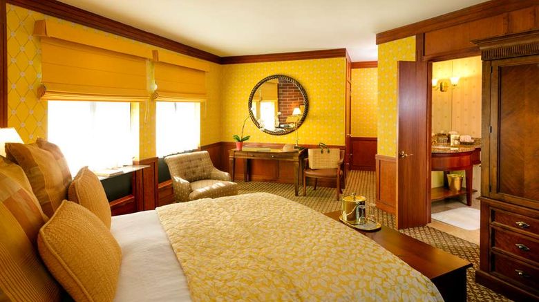 <b>Napa River Inn Room</b>. Images powered by <a href="https://iceportal.shijigroup.com/" title="IcePortal" target="_blank">IcePortal</a>.