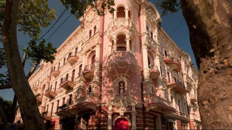 Hotel Bristol Exterior