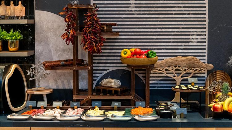 Radisson Collection Hotel, Basilica Restaurant