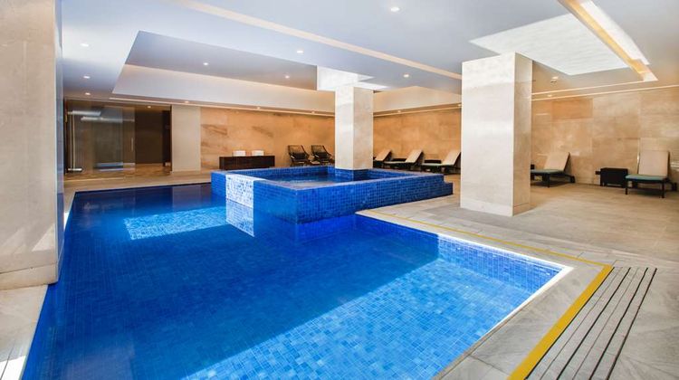 Mansard Riyadh Radisson Collection Hotel Pool