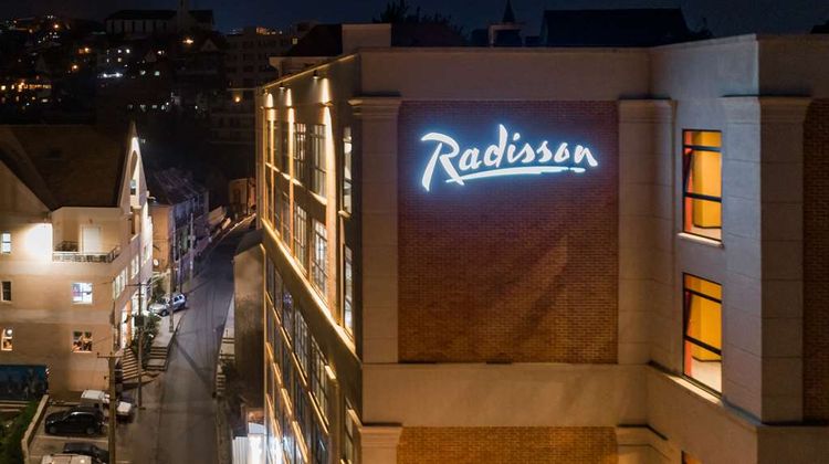 Radisson Serviced Apartments City Center Exterior