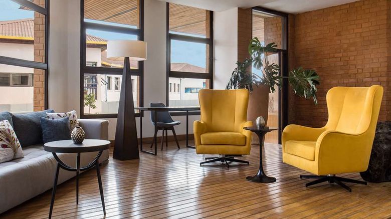 <b>Radisson Hotel Tamboho Waterfront Antana Meeting</b>. Images powered by <a href="https://iceportal.shijigroup.com/" title="IcePortal" target="_blank">IcePortal</a>.