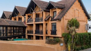 Radisson Hotel Tamboho Waterfront Antana