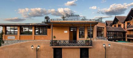 Radisson Hotel Tamboho Waterfront Antana Exterior