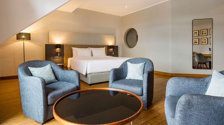 <b>Radisson Hotel Tamboho Waterfront Antana Suite</b>. Images powered by <a href="https://iceportal.shijigroup.com/" title="IcePortal" target="_blank">IcePortal</a>.