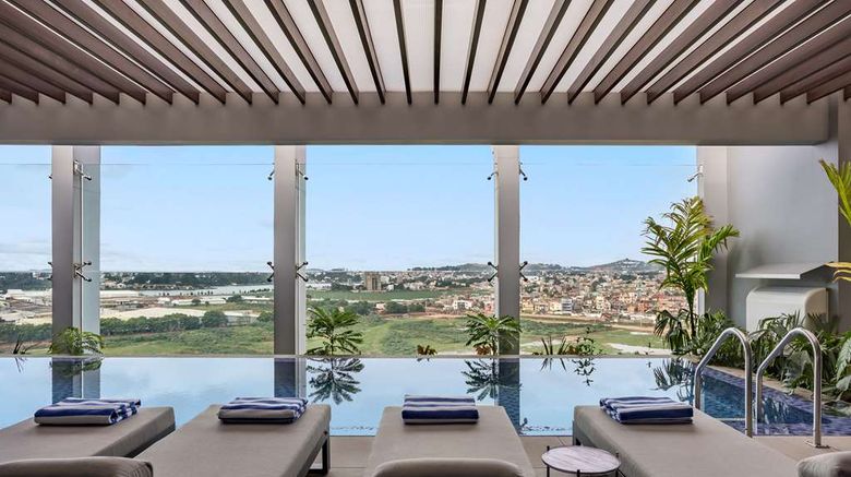 <b>Radisson Blu Antananarivo Waterfront Pool</b>. Images powered by <a href="https://iceportal.shijigroup.com/" title="IcePortal" target="_blank">IcePortal</a>.