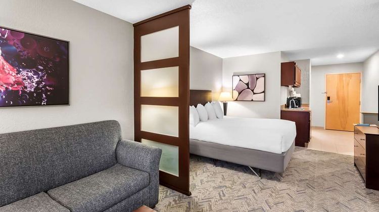 Best Western Oswego Hotel Suite