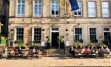 Le Monde Hotel