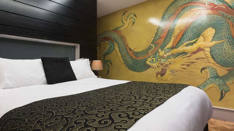 <b>Le Monde Hotel Room</b>. Images powered by <a href="https://iceportal.shijigroup.com/" title="IcePortal" target="_blank">IcePortal</a>.
