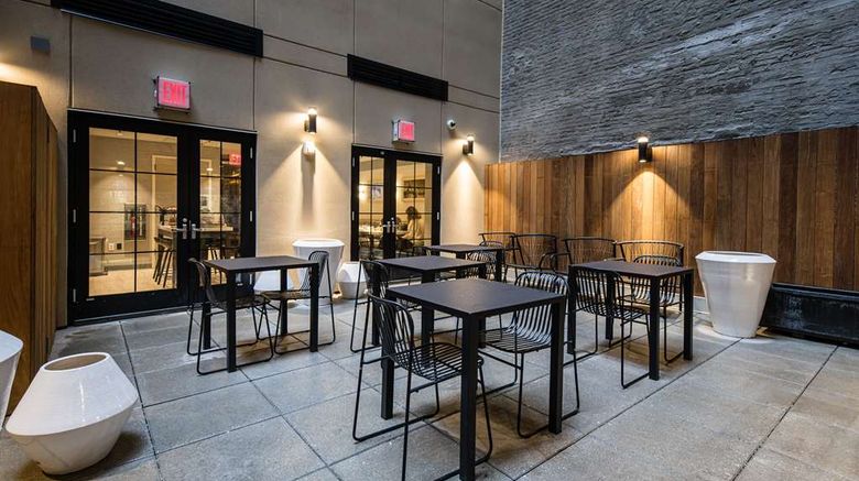 <b>Pestana Park Avenue Restaurant</b>. Images powered by <a href="https://iceportal.shijigroup.com/" title="IcePortal" target="_blank">IcePortal</a>.