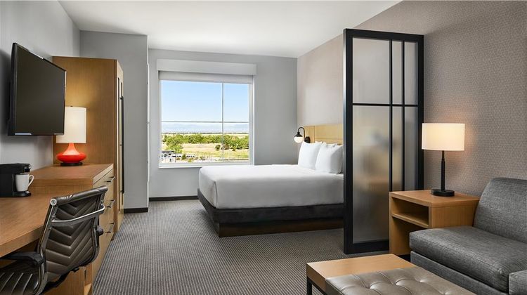 Hyatt Place Pena Station/Denver Airport Room