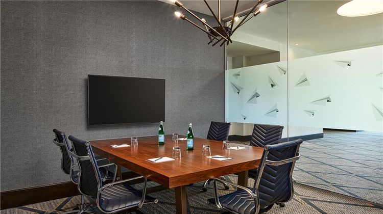 Hyatt Place Pena Station/Denver Airport Meeting