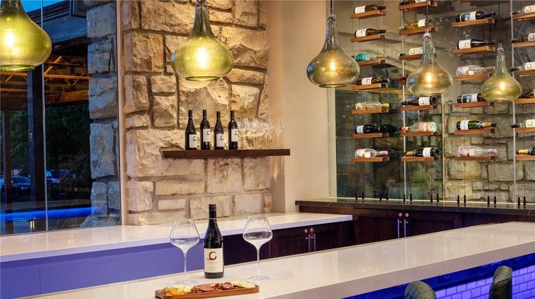 <b>Elms Hotel & Spa Restaurant</b>. Images powered by <a href="https://iceportal.shijigroup.com/" title="IcePortal" target="_blank">IcePortal</a>.