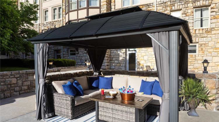 Elms Hotel & Spa Pool