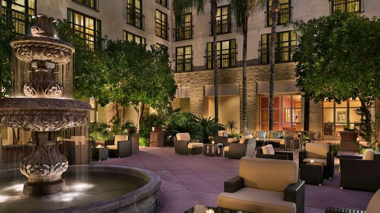 <b>Tempe Mission Palms Hotel Recreation</b>. Images powered by <a href="https://iceportal.shijigroup.com/" title="IcePortal" target="_blank">IcePortal</a>.