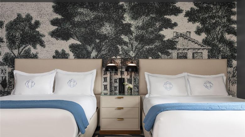 <b>The Carolina Inn Room</b>. Images powered by <a href="https://iceportal.shijigroup.com/" title="IcePortal" target="_blank">IcePortal</a>.
