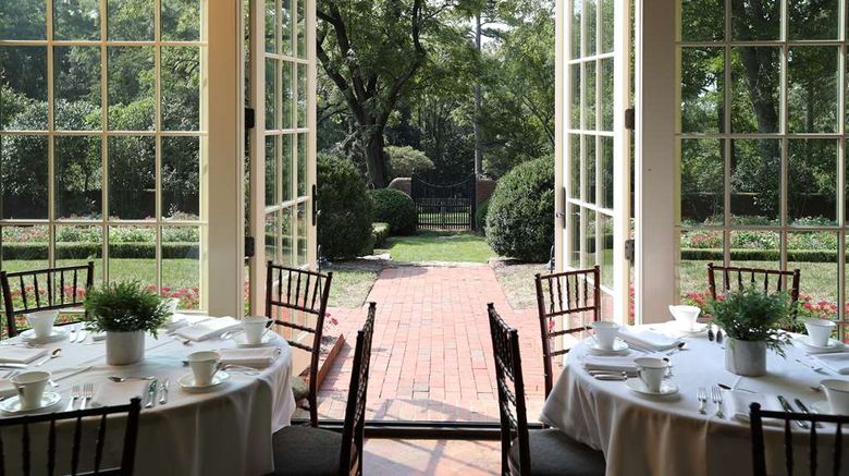<b>Rizzo Conference Center Restaurant</b>. Images powered by <a href="https://iceportal.shijigroup.com/" title="IcePortal" target="_blank">IcePortal</a>.