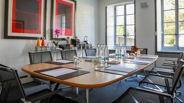 Hotel Angleterre & Residence Meeting