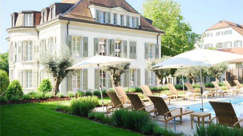 <b>Hotel Angleterre & Residence Pool</b>. Images powered by <a href="https://iceportal.shijigroup.com/" title="IcePortal" target="_blank">IcePortal</a>.