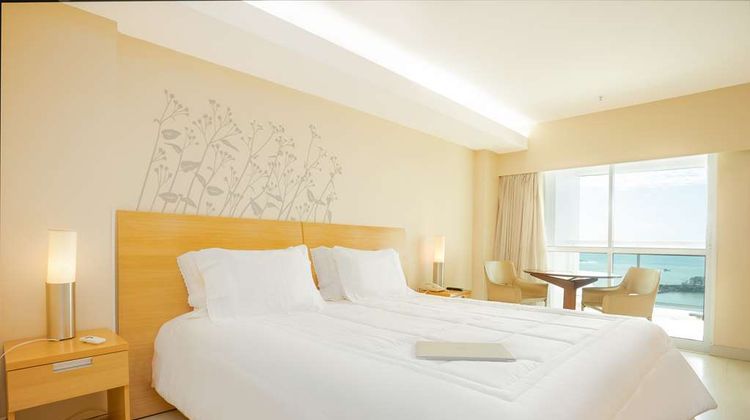 Golden Tulip Macae Room