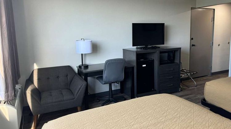 Baymont Great Falls City Center Room
