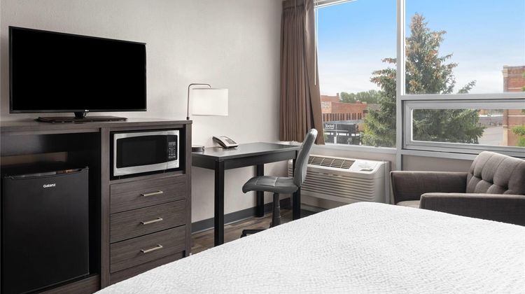 Baymont Great Falls City Center Room