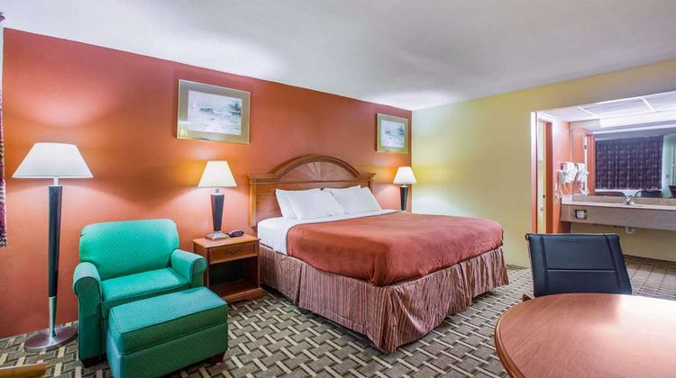 Rodeway Inn Bonifay Room