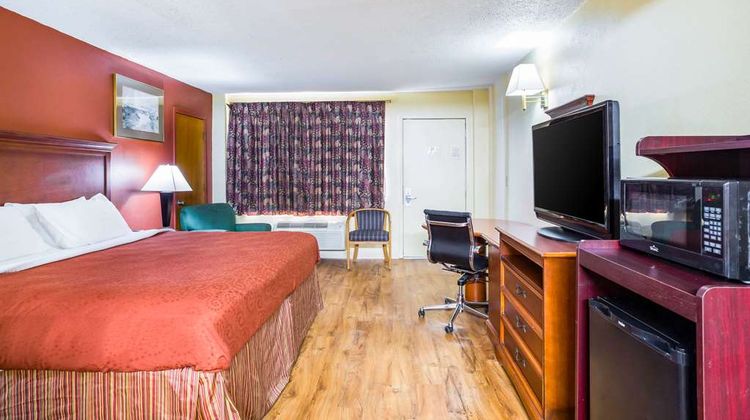 Rodeway Inn Bonifay Room