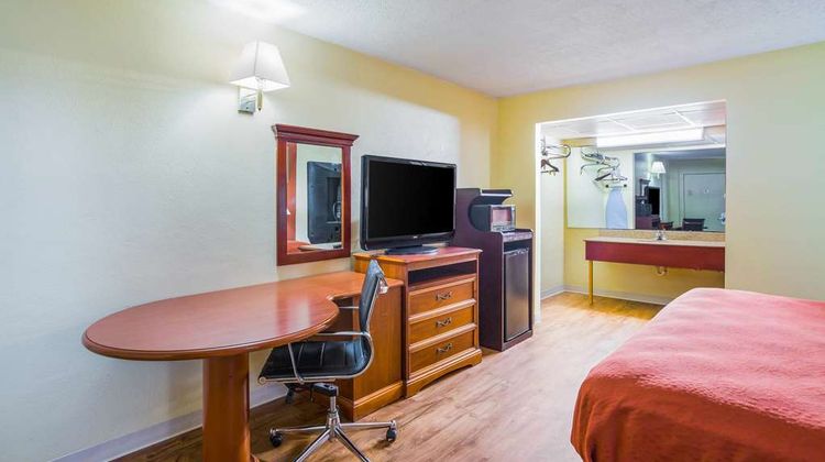 Rodeway Inn Bonifay Room