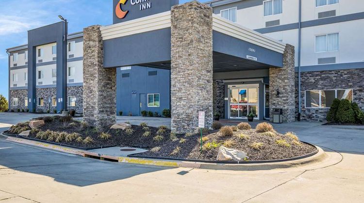 Comfort Inn Bonner Springs Exterior