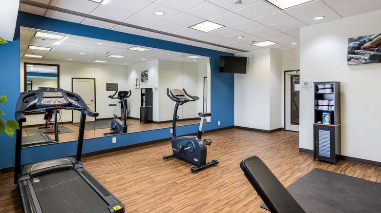 <b>Comfort Inn Bonner Springs Health</b>. Images powered by <a href="https://iceportal.shijigroup.com/" title="IcePortal" target="_blank">IcePortal</a>.