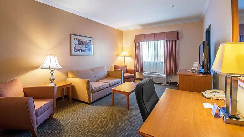 <b>Days Inn by Wyndham Copperas Cove Room</b>. Images powered by <a href="https://iceportal.shijigroup.com/" title="IcePortal" target="_blank">IcePortal</a>.