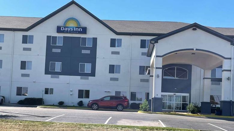 <b>Days Inn by Wyndham Copperas Cove Exterior</b>. Images powered by <a href="https://iceportal.shijigroup.com/" title="IcePortal" target="_blank">IcePortal</a>.
