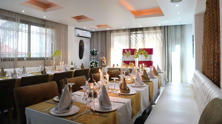<b>Swiss Hotel Freetown Room</b>. Images powered by <a href="https://iceportal.shijigroup.com/" title="IcePortal" target="_blank">IcePortal</a>.