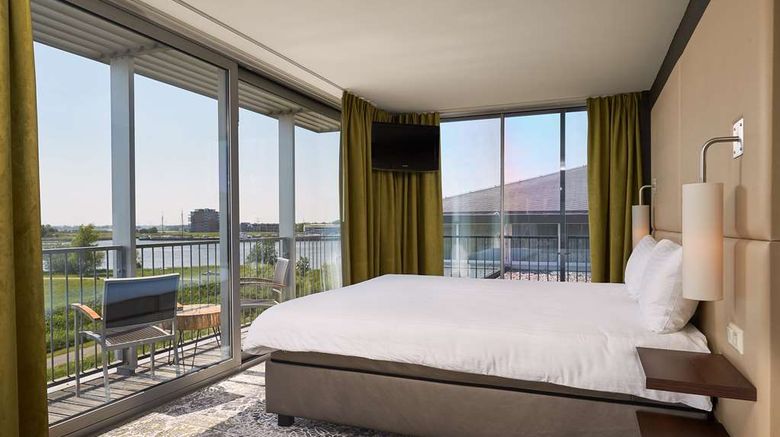 <b>Van der Valk Hotel Ara Suite</b>. Images powered by <a href="https://iceportal.shijigroup.com/" title="IcePortal" target="_blank">IcePortal</a>.