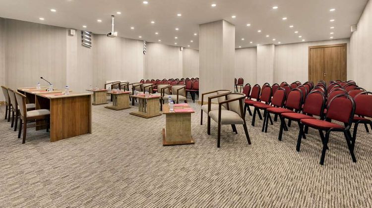 Ramada by Wyndham Van Meeting