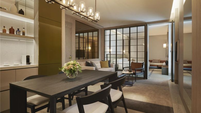<b>Park Hyatt Niseko Hanazono Suite</b>. Images powered by <a href="https://iceportal.shijigroup.com/" title="IcePortal" target="_blank">IcePortal</a>.