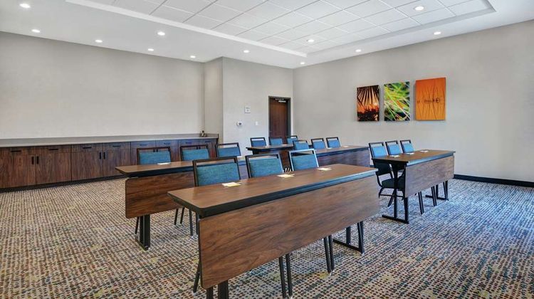 Hampton Inn and Suites Middleburg Meeting