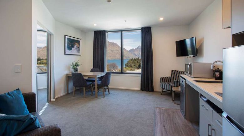 <b>Ramada By Wyndham Queenstown Central Room</b>. Images powered by <a href="https://iceportal.shijigroup.com/" title="IcePortal" target="_blank">IcePortal</a>.