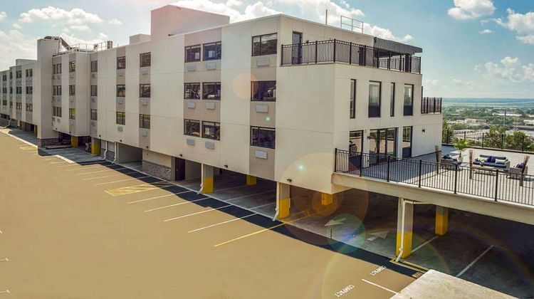 Wyndham Garden North Bergen Exterior