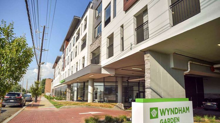 Wyndham Garden North Bergen Exterior